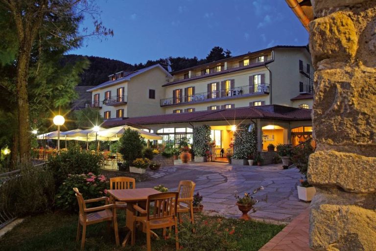 albergo home full 768x514